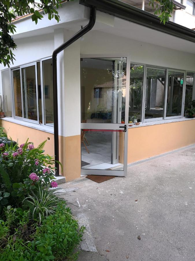 B&B Ex Magazzeno Barlotti Paestum Bagian luar foto